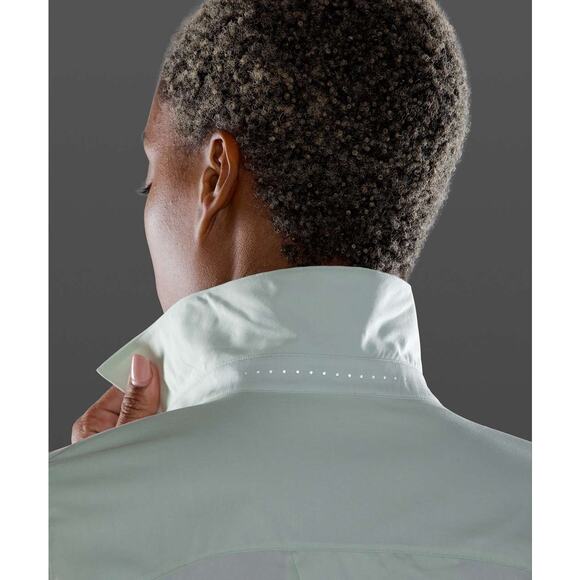 Lululemon Full Day Ahead Button-Up Long Sleeve Shirt in Springtime Sz 6 - Picture 6 of 12